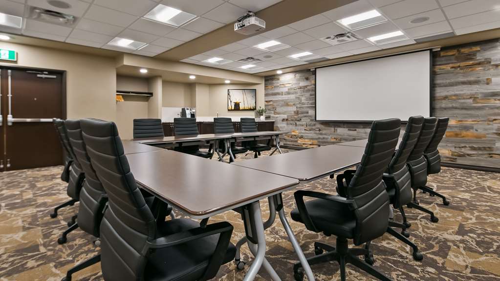 Images Best Western Plus Lacombe Inn & Suites