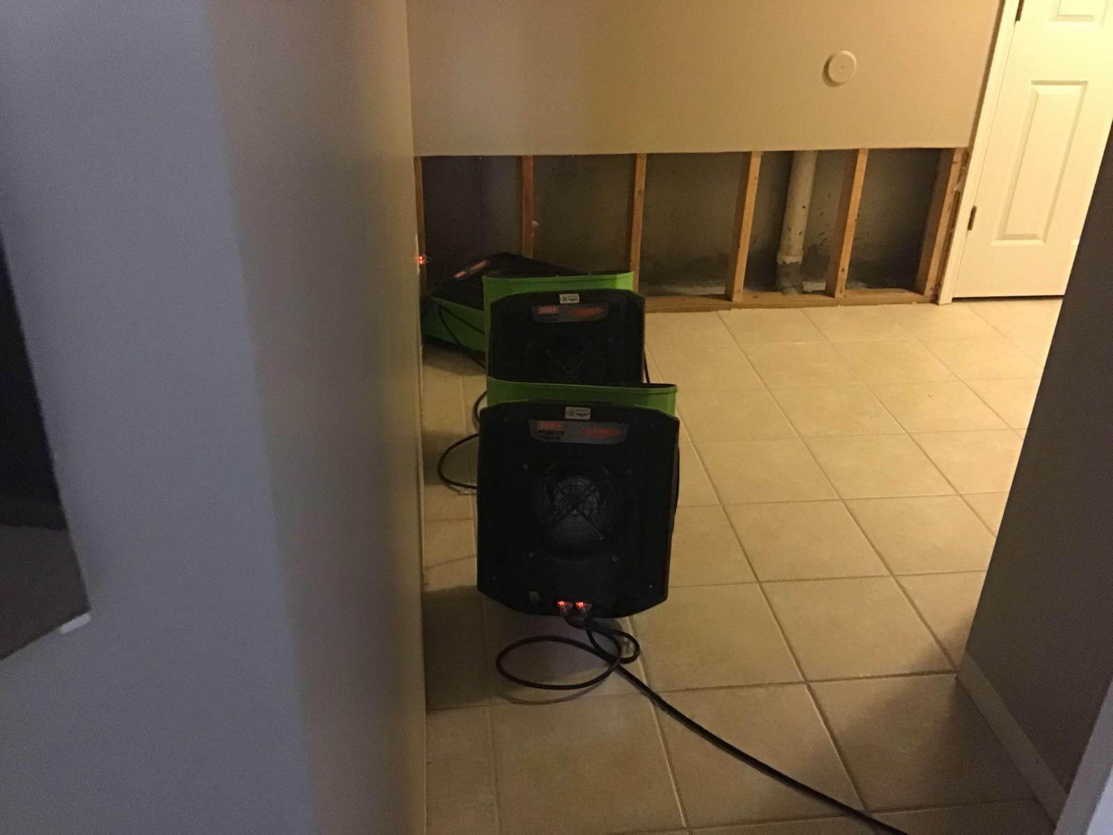 SERVPRO of St. Louis County NW has a team certified to handle water, mold and fire emergencies in Manchester, MO,  we have the right equipment to clean it up. Call us for professional help!