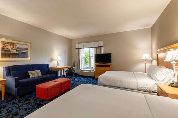 Images Hampton Inn & Suites Jacksonville Deerwood Park
