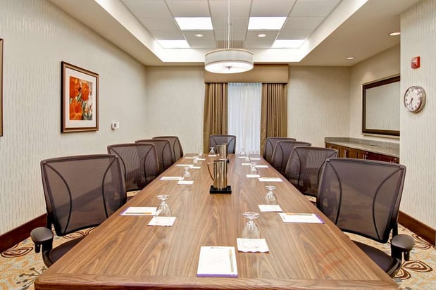 Images Hilton Garden Inn Woodbridge