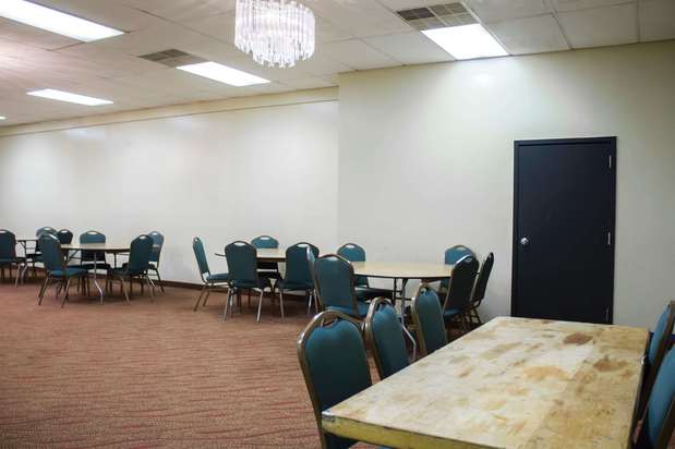 Images Econo Lodge Wickliffe - Cleveland East