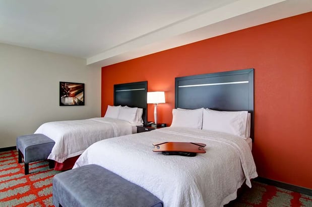 Images Hampton Inn & Suites Cincinnati-Downtown