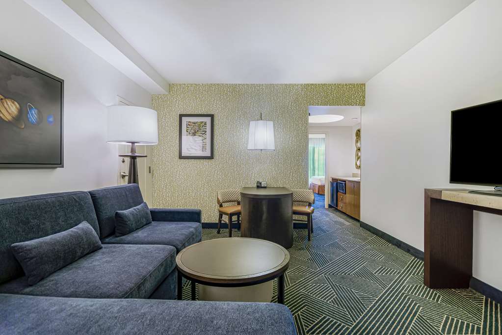 Guest room