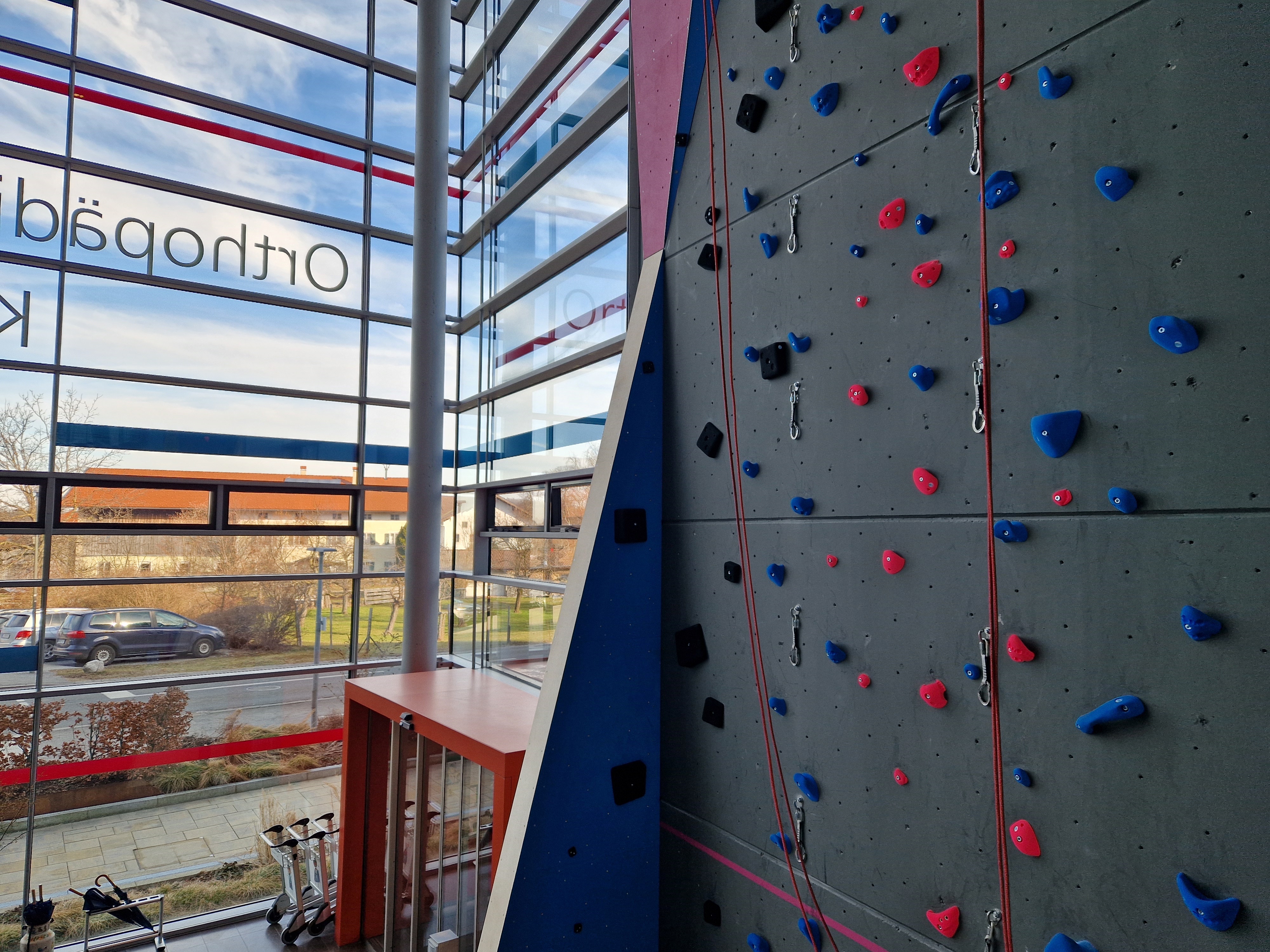 Bilder Kind im Zentrum Chiemgau, Orthopädische Kinderklinik Aschau