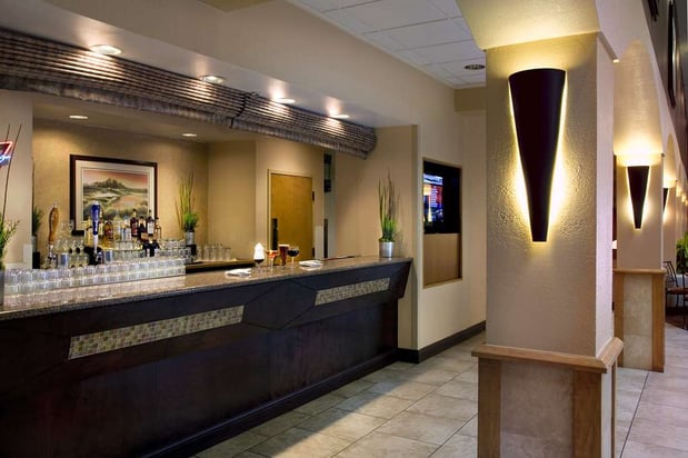 Images Embassy Suites by Hilton Kansas City International Airport
