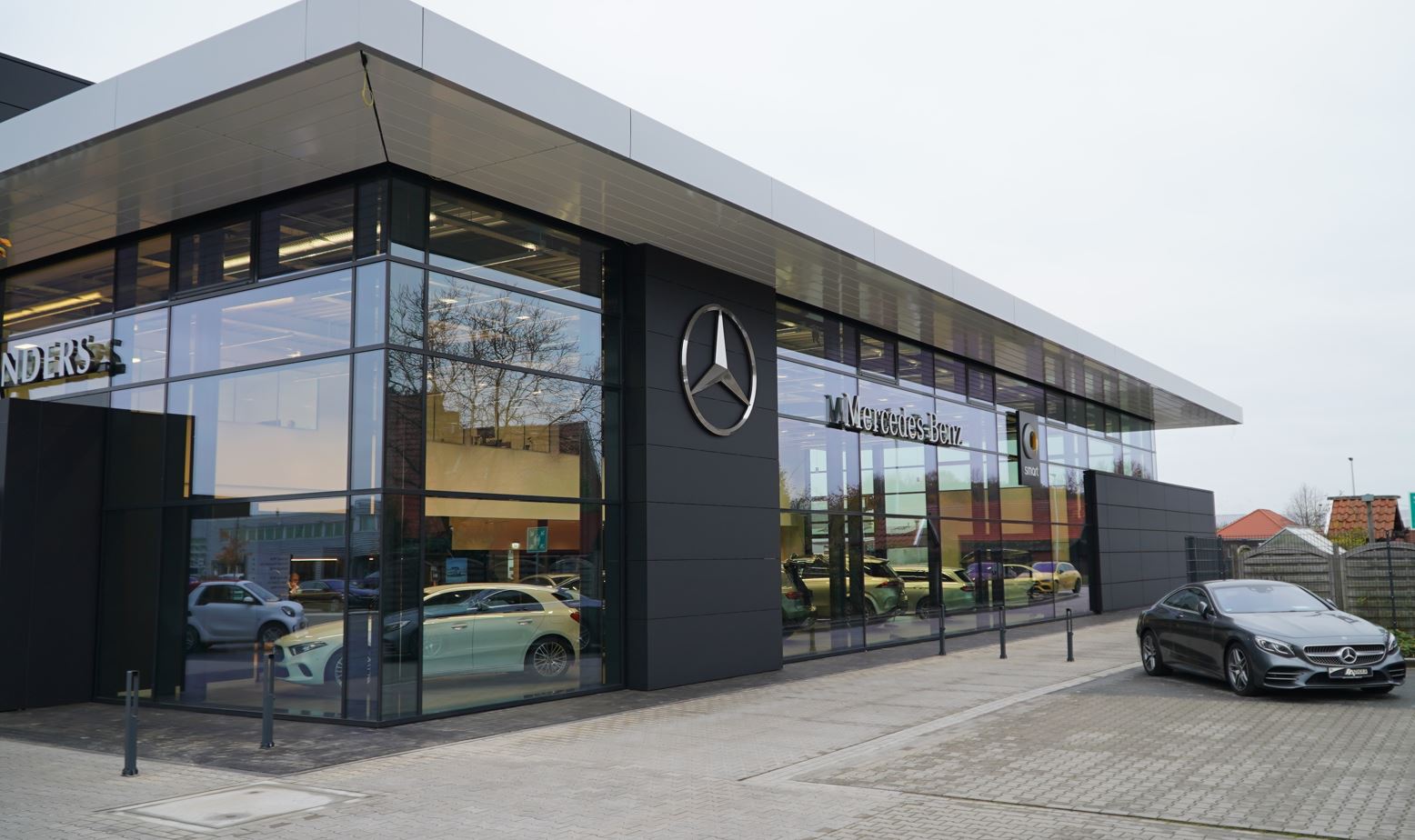 Ausstellungshalle Mercedes-Benz Pkw
