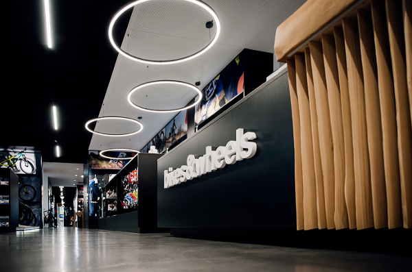 bikes&wheels 2 Radhandels GmbH, Dragonerstraße 67a in Wels