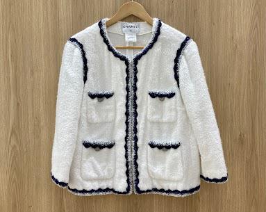 Images KOMEHYO（コメ兵）買取センターThe Kitahama PLAZA