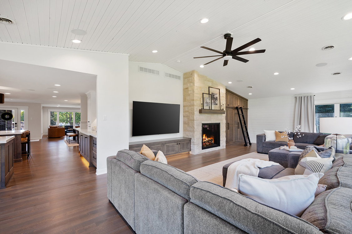 Whatever the vision of your beautiful home may be, J Brothers has the experience to bring it to life!