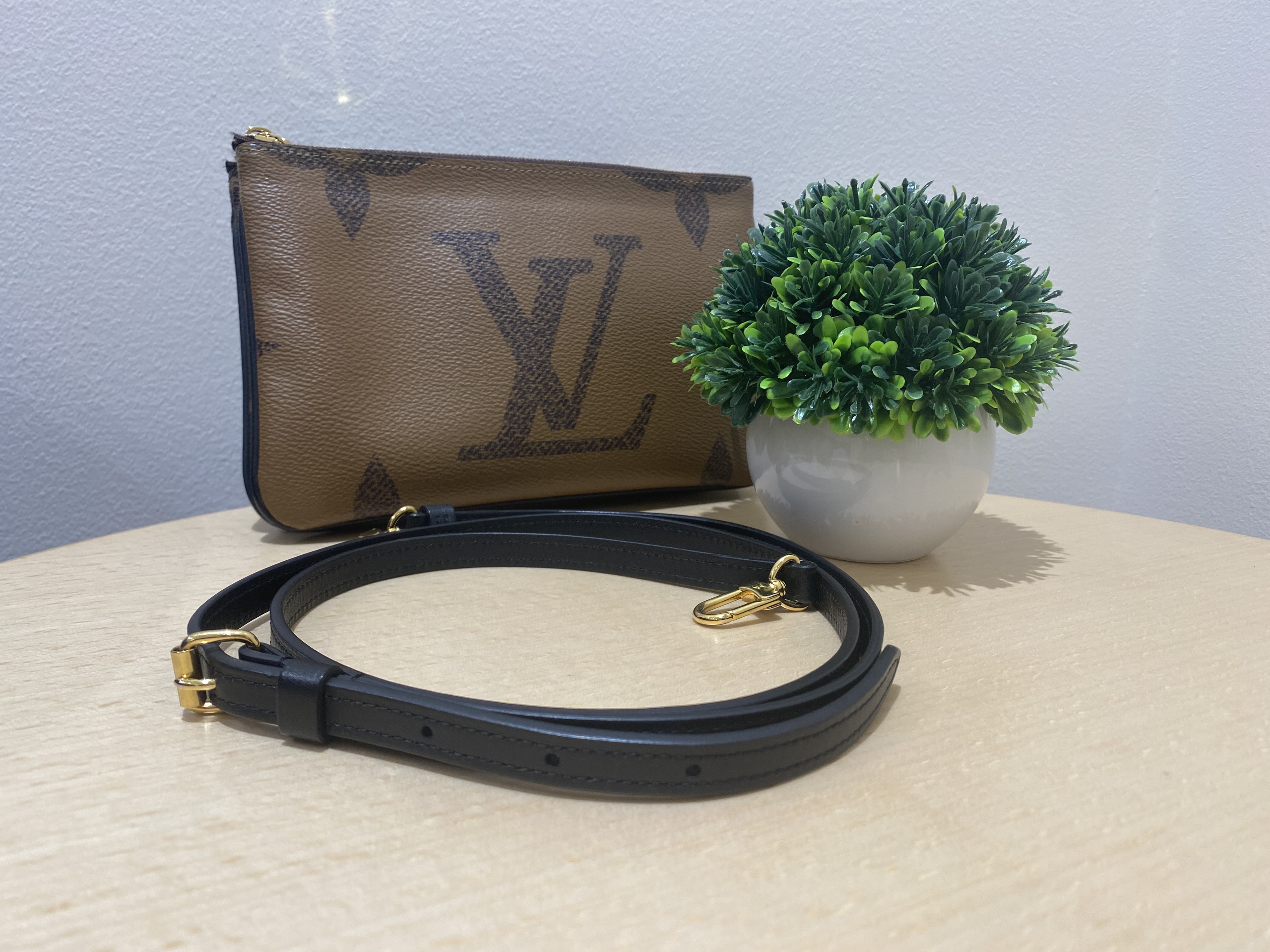 Images KOMEHYO（コメ兵）買取センターアミュプラザくまもと