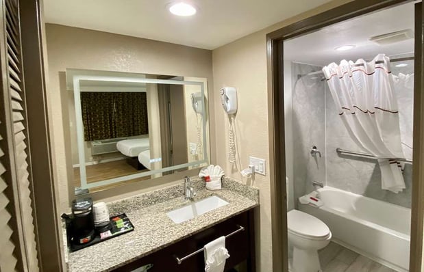 Images SureStay by Best Western Santa Cruz