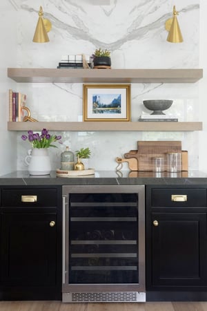 Images Coldwell Banker Realty: Lauren Kraus