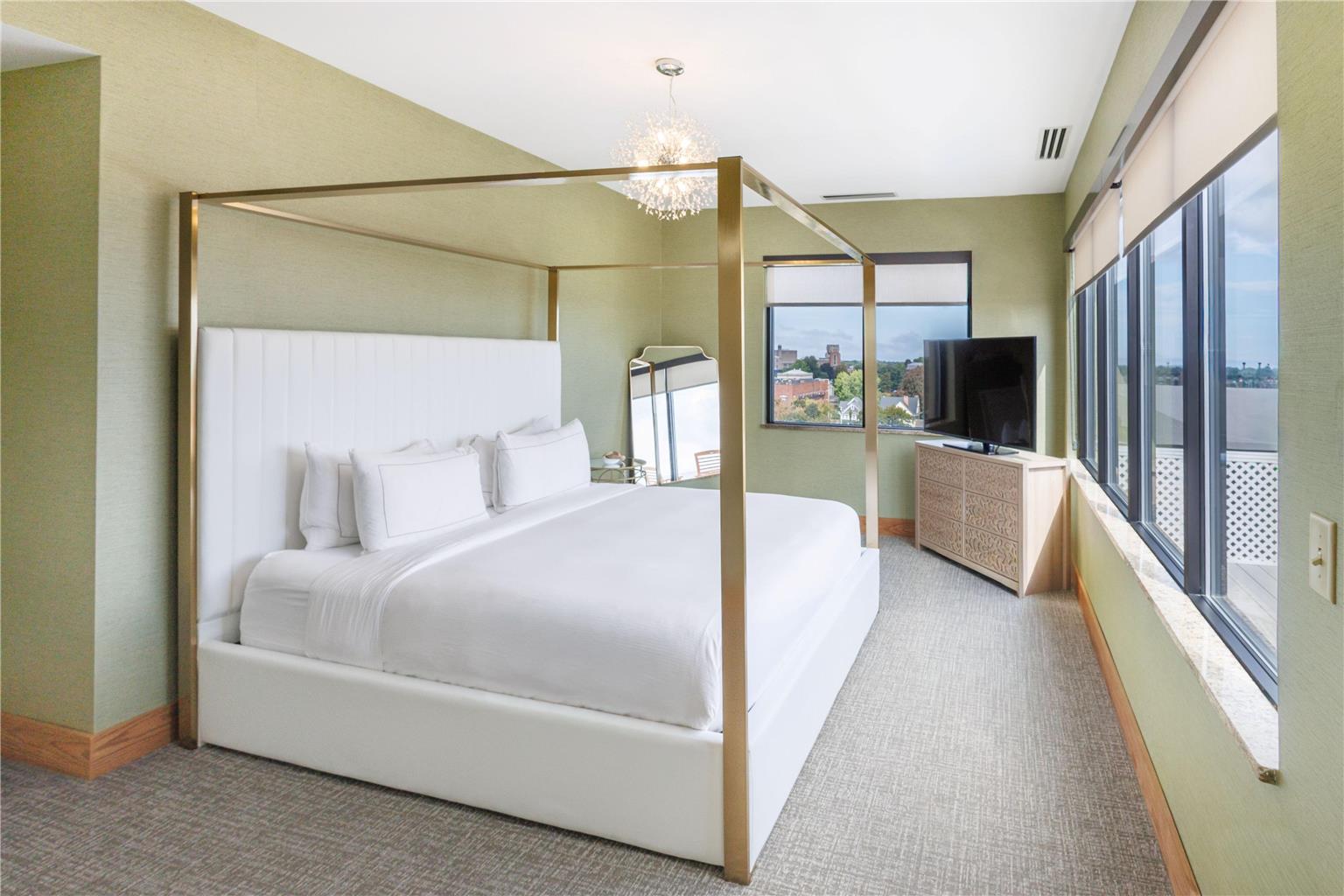 Guest room