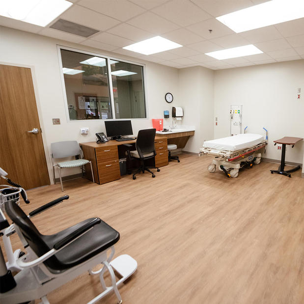 Images Mobile Infirmary Emergency - Saraland