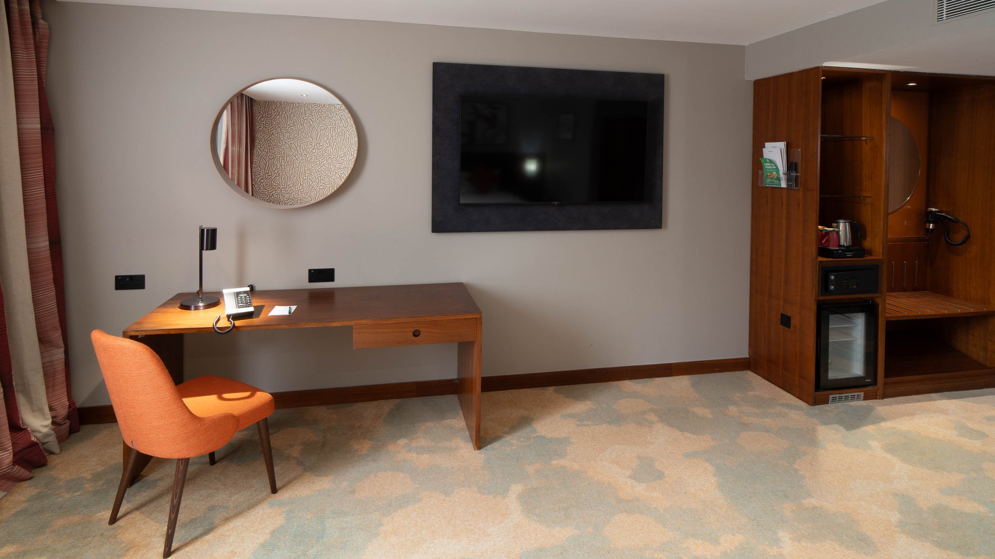 Images Holiday Inn Bristol City Centre by IHG