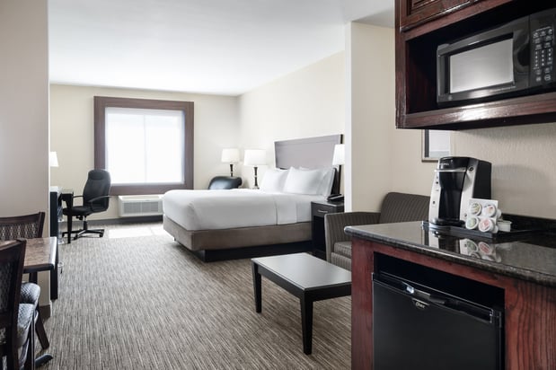 Images Holiday Inn Express & Suites Snyder by IHG
