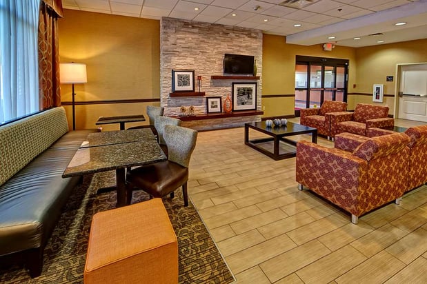 Images Hampton Inn Crossville