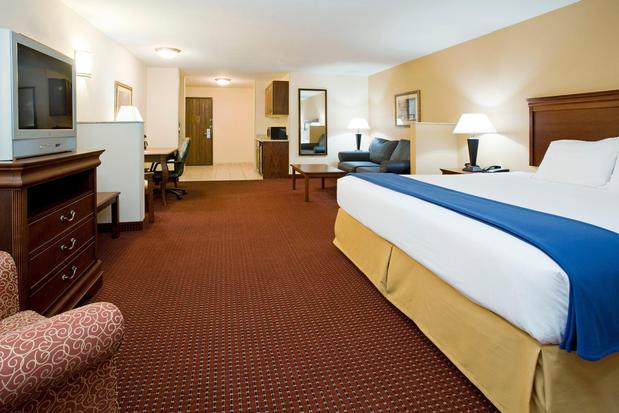 Images Holiday Inn Express & Suites Salt Lake City-Airport East, an IHG Hotel