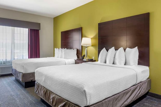Images Best Western Plus Mansfield Inn & Suites