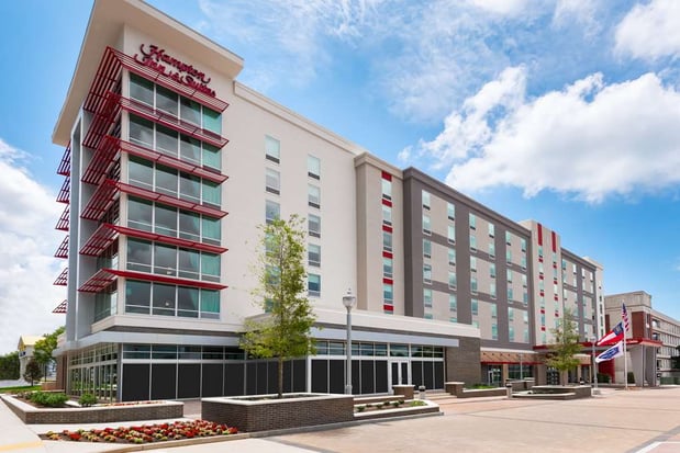 Images Hampton Inn & Suites Atlanta Buckhead Place