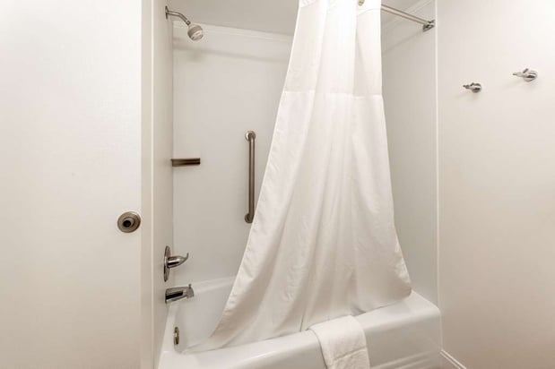 Images Hampton Inn & Suites Raleigh Cary Lenovo Center