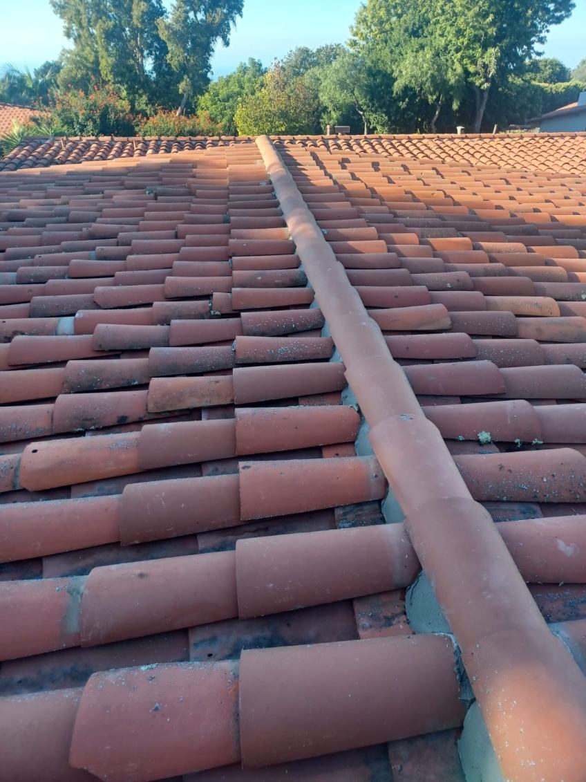 ROOF PROS Inc has a team of professional roofers near you, ready to assist with roofing installations, repairs, and maintenance. We are committed to delivering exceptional service and quality results for all types of roofing projects. Our local presence ensures timely and efficient service. Choose us for roofing expertise and dependable solutions close to home.