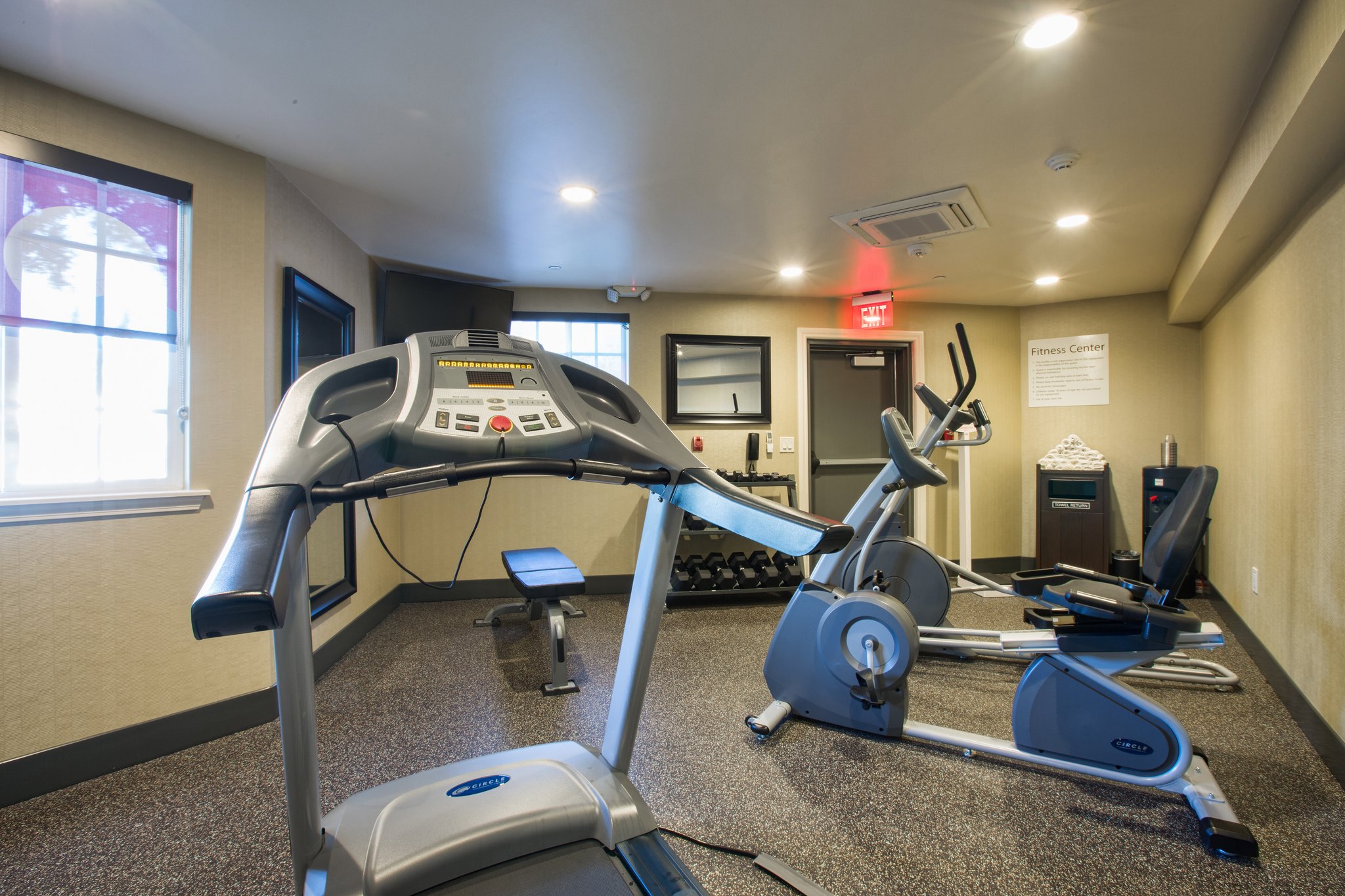 Holiday Inn Express Mountain View - S Palo Alto by IHG Image