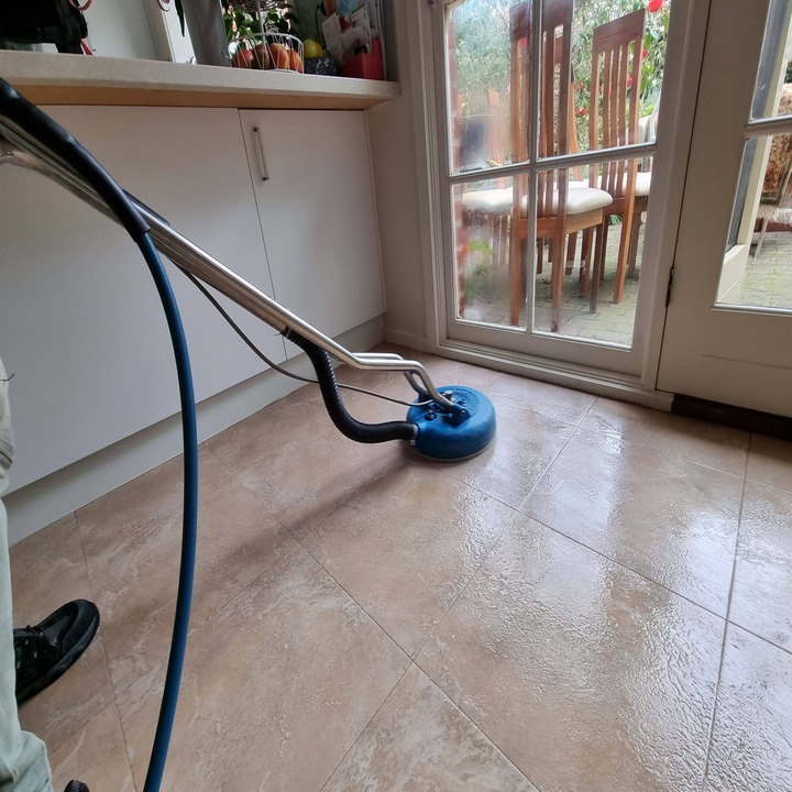 Images DMKB Cleaning Services
