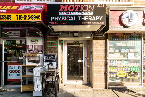 Images MOTION Sports Medicine - Bainbridge