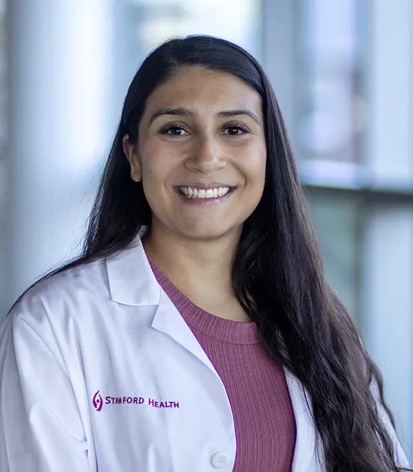 Lesly Sanchez Alvarez, MD - Stamford, CT - Internal Medicine
