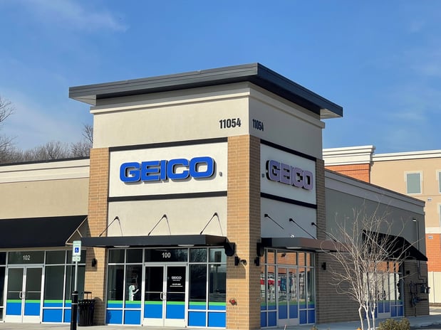 Images Wayne Nieberlein - GEICO Insurance Agent