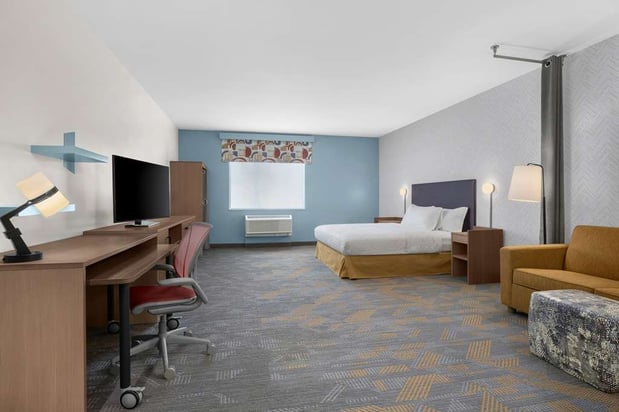 Images Home2 Suites by Hilton Eureka