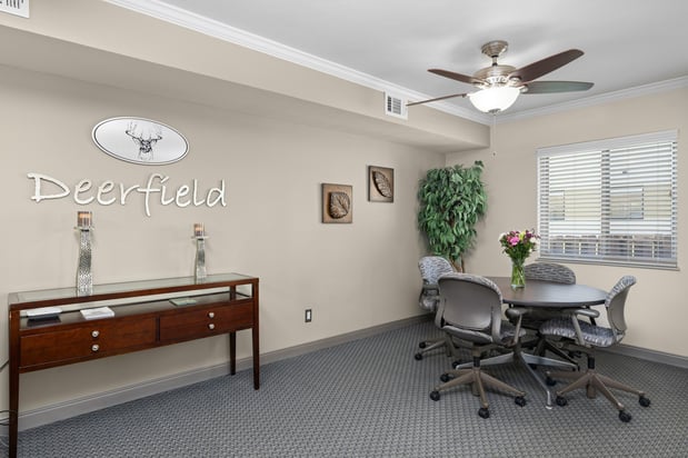 Images Deerfield Apartments