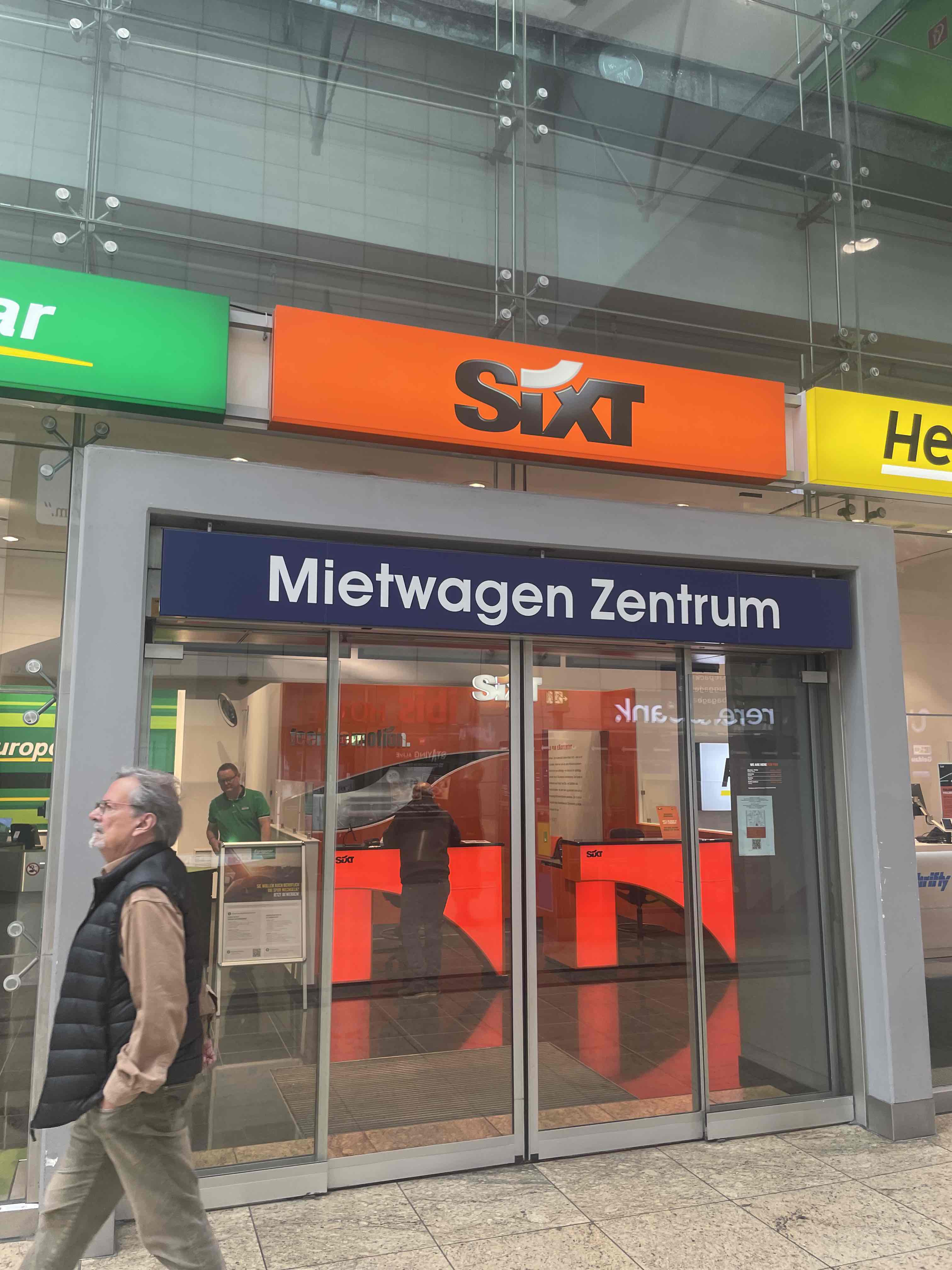 SIXT Autovermietung Köln Hauptbahnhof, Trankgasse 11 im Hbf in Köln