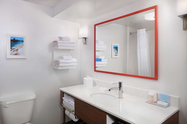 Images Hampton Inn Niagara Falls