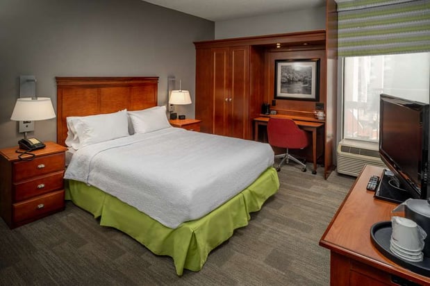 Images Hampton Inn Charleston-Downtown