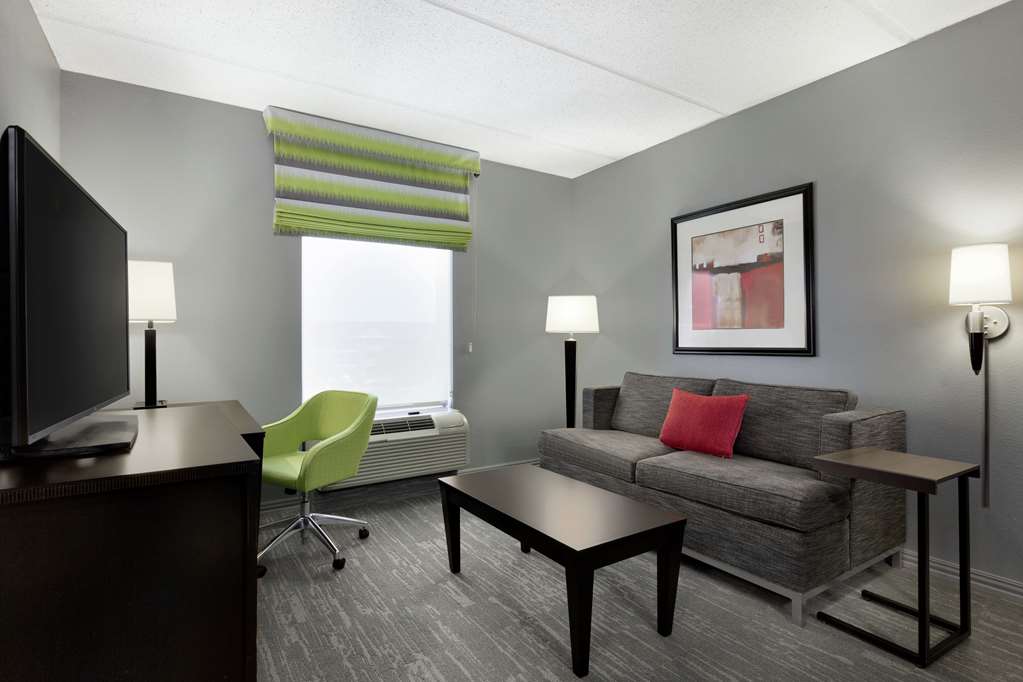 Guest room