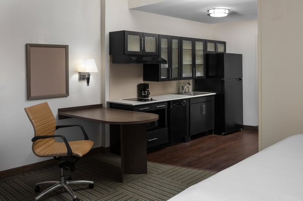 Images Candlewood Suites Omaha Airport by IHG