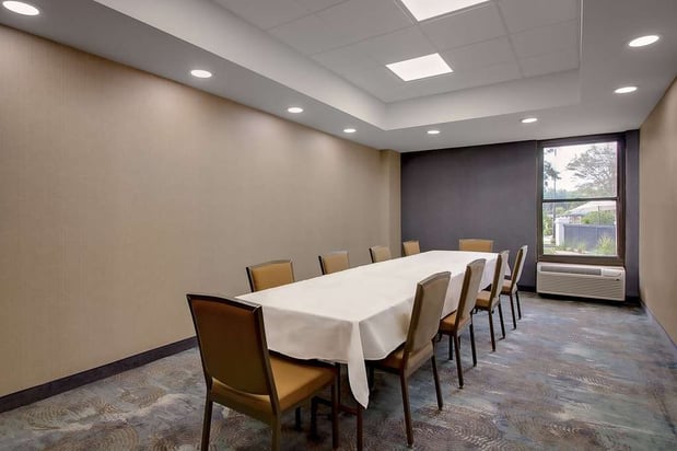 Images Hampton Inn Birmingham-Colonnade 280