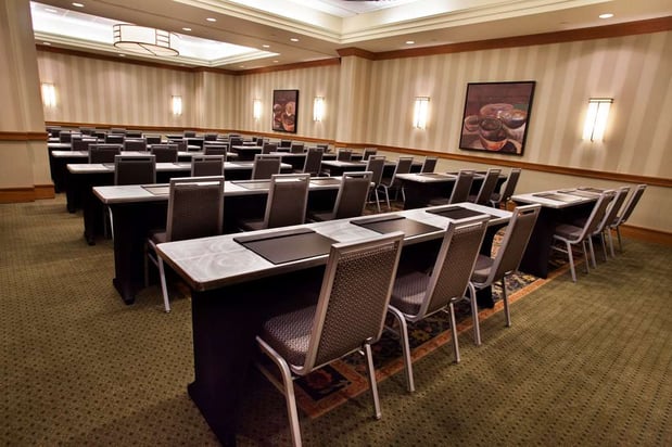 Images Hilton Chicago/Oak Brook Suites