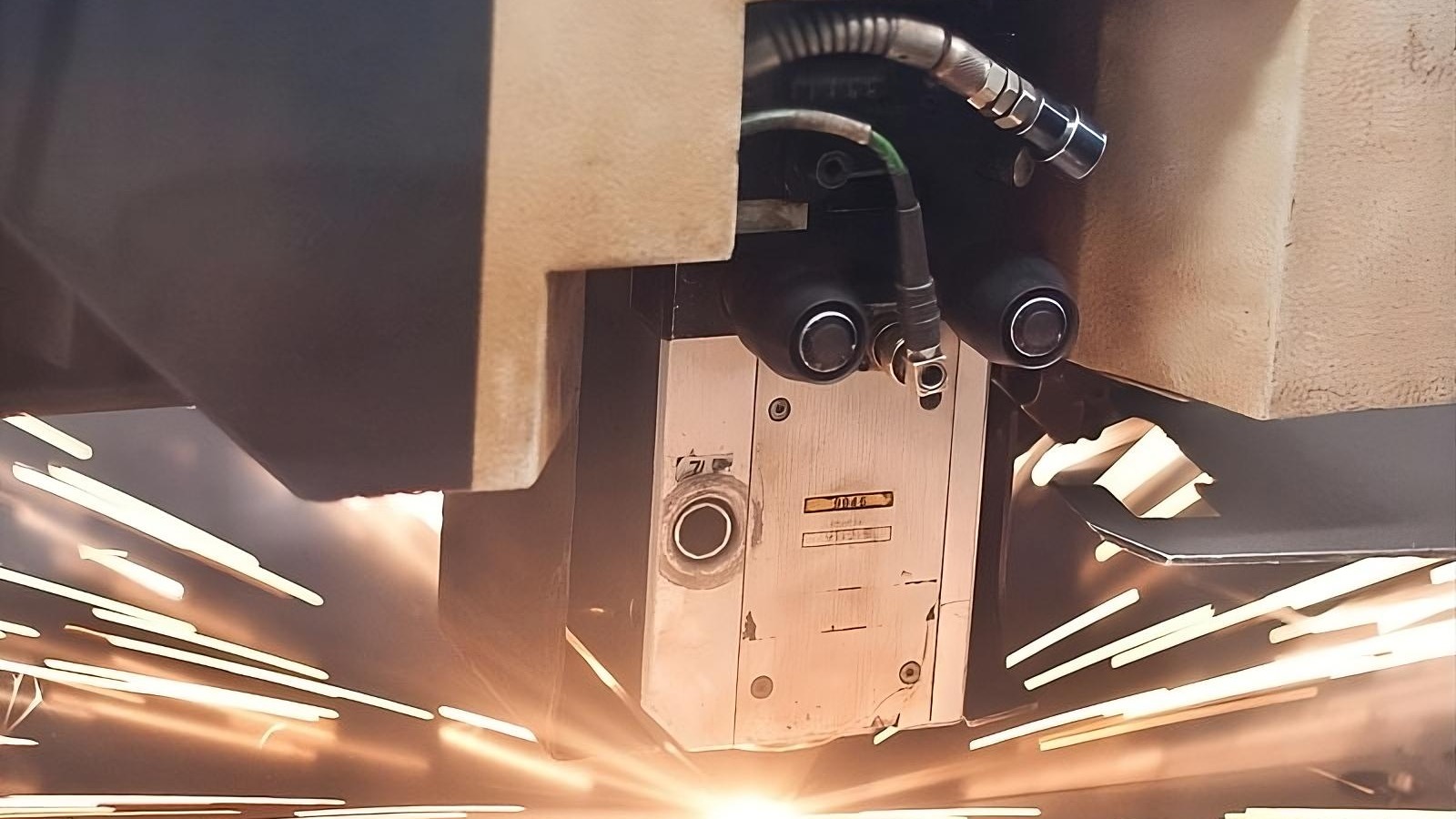 Images Tas-Fab Laser Services