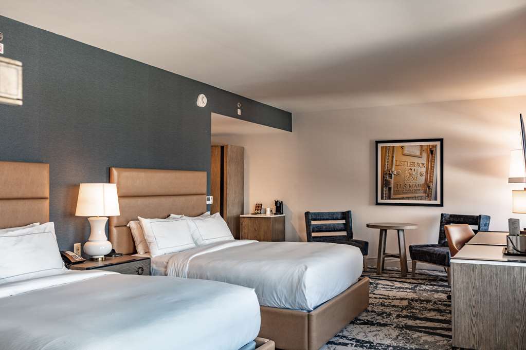 Guest room
