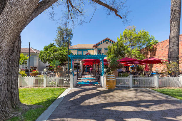 Images Gina Piper | Elation Real Estate