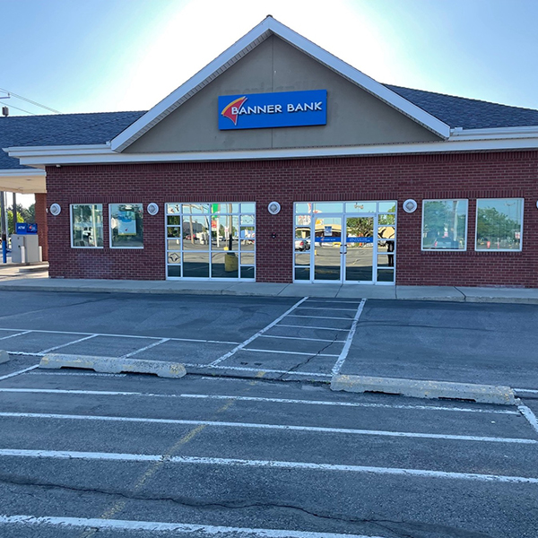 Banner Bank Sullivan East Sprague branch in Spokane Valley, Washington