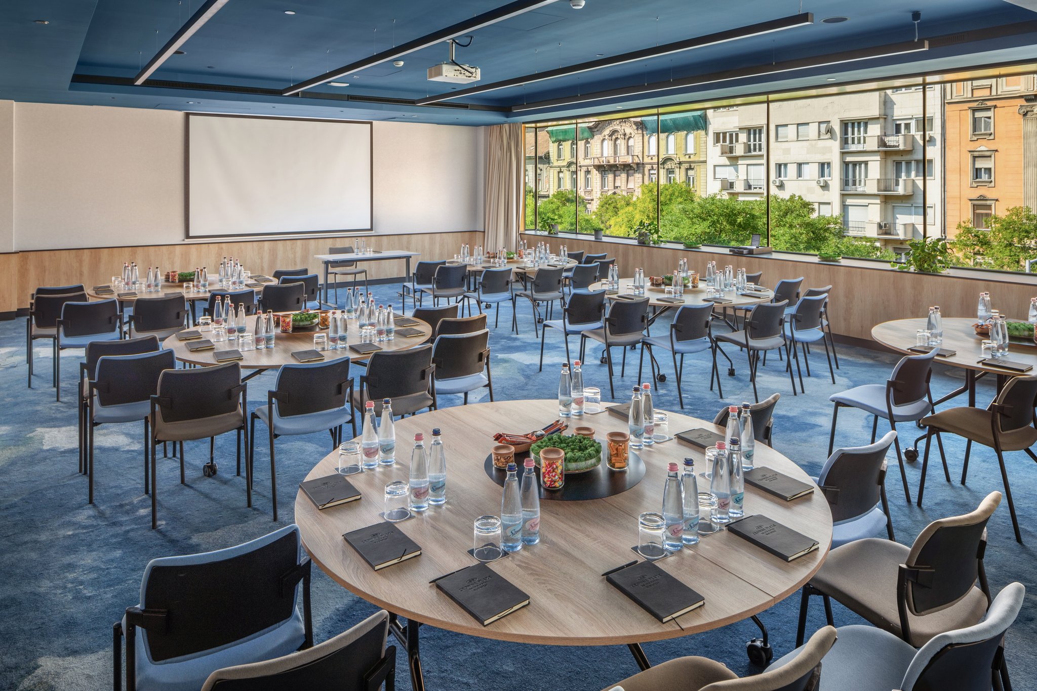 Images Crowne Plaza Budapest by IHG