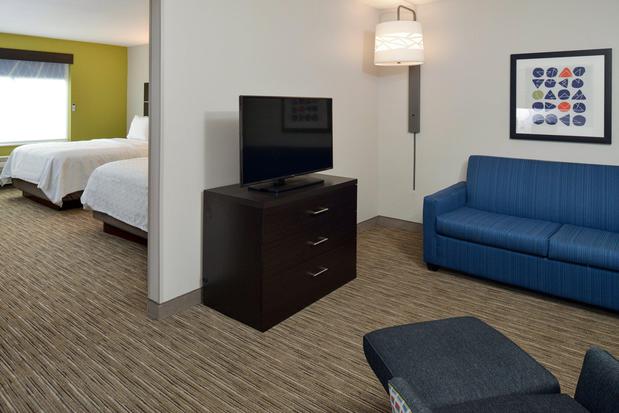 Images Holiday Inn Express & Suites Pueblo North, an IHG Hotel