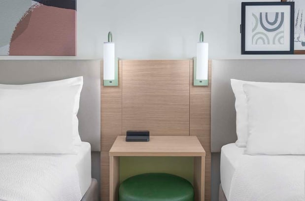 Images Spark by Hilton Lansing