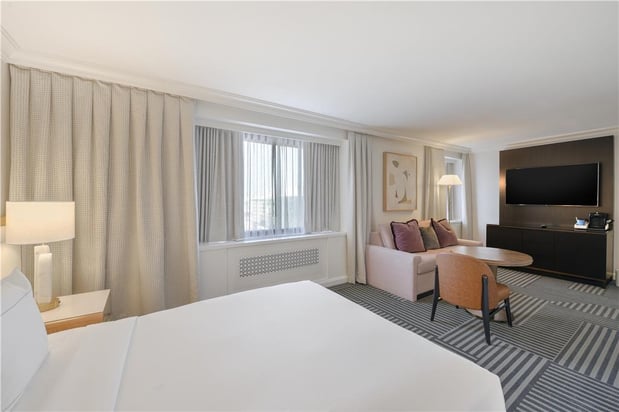 Images Capital Hilton