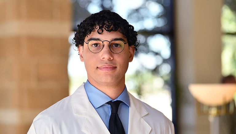 Images Elishia Thompson IV, MD