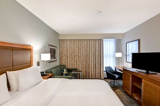 Images Hampton Inn State College